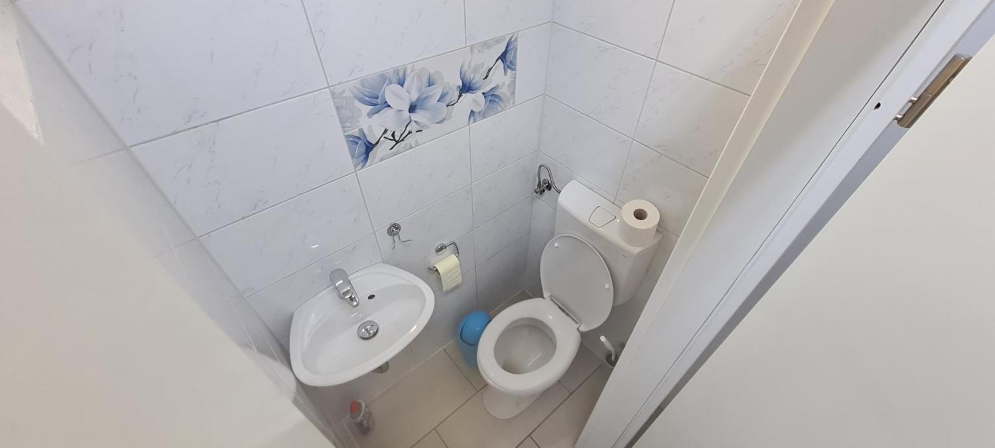 Lesce Hostel Εξωτερικό φωτογραφία