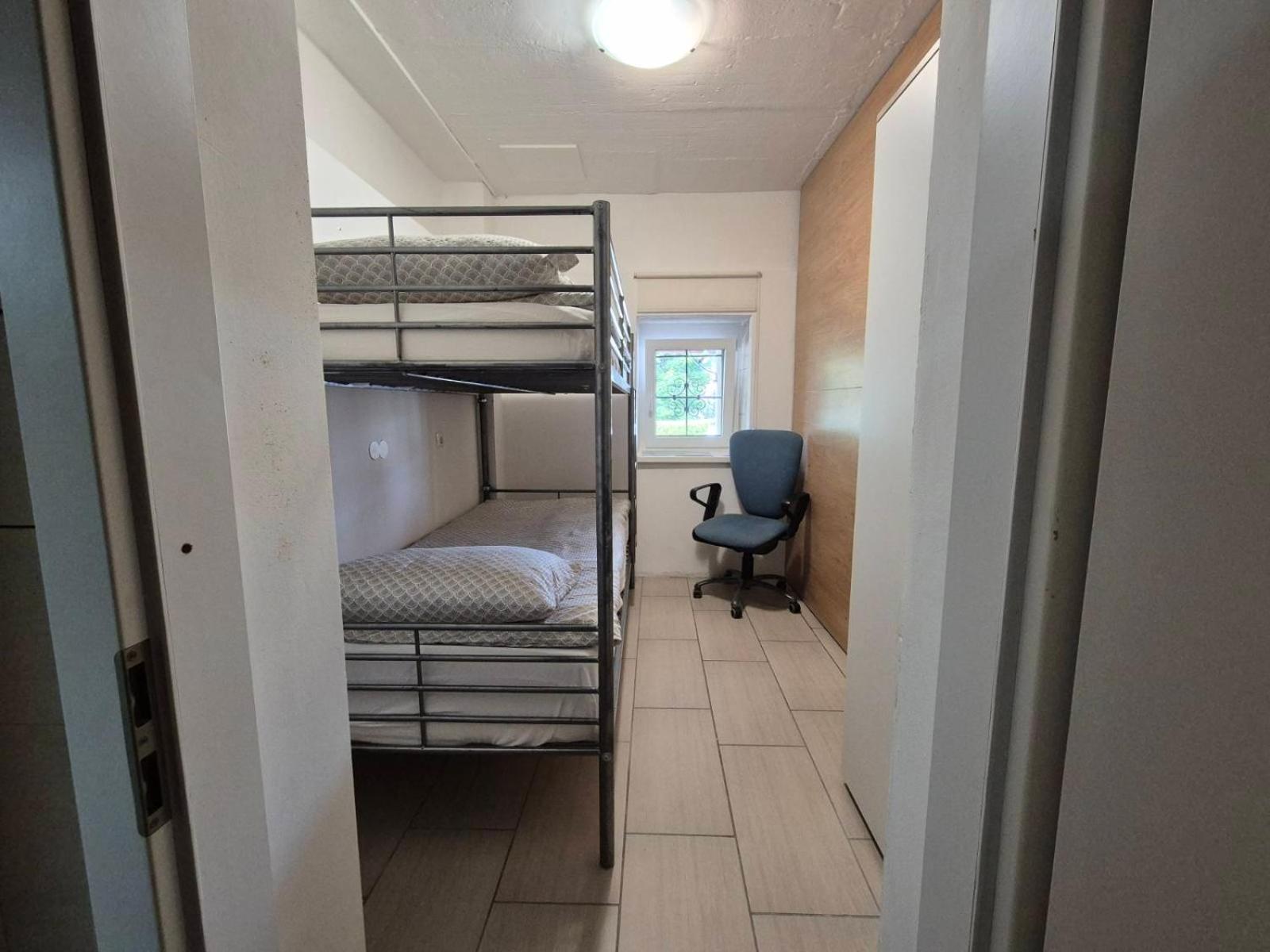Lesce Hostel Εξωτερικό φωτογραφία
